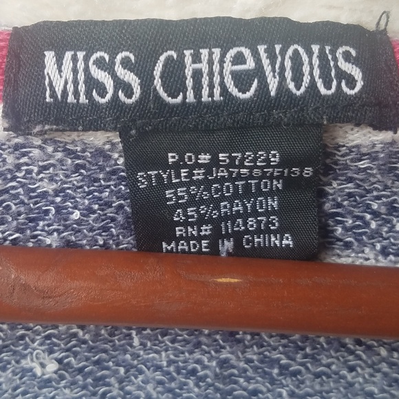 🖐5/$25🖐MissChievous Large LOVE hoodie - Picture 2 of 5